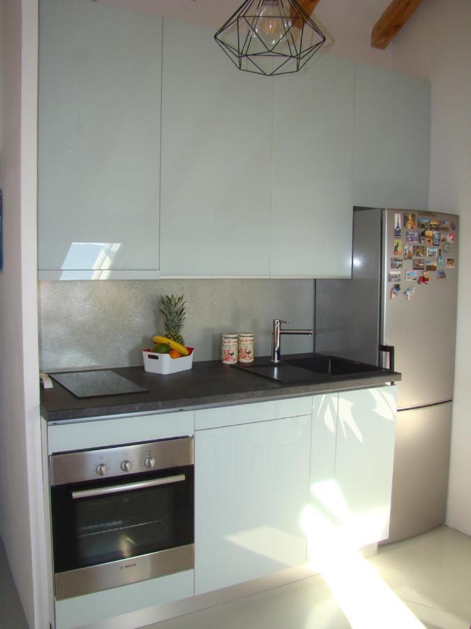 Kike Apartment Kastela Bilik gambar